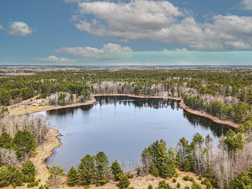 Discover the perfect Northwoods escape on beautiful Bayer Lake - photo 7