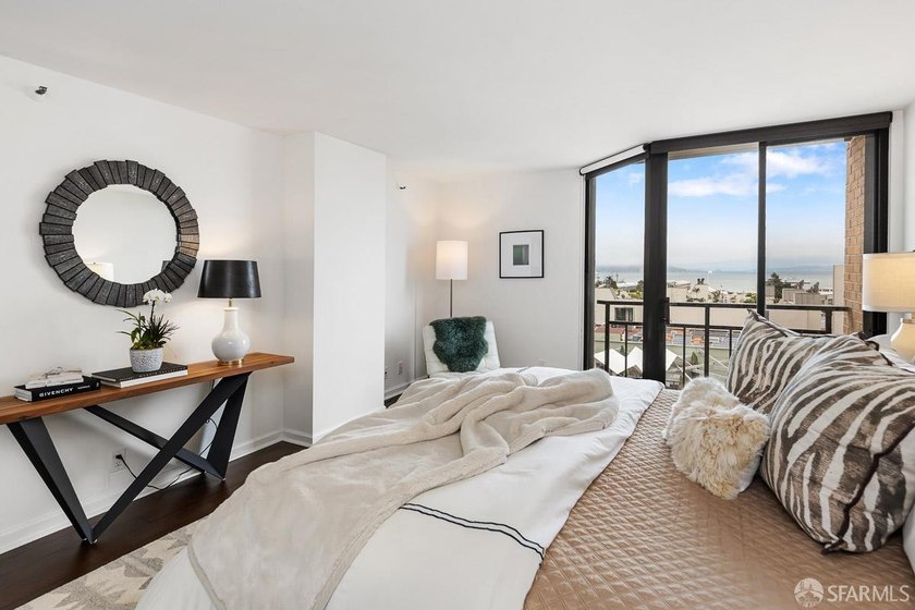 Seldom on the market. A 7th-floor two-bedroom, two-bath at 101 - photo 20