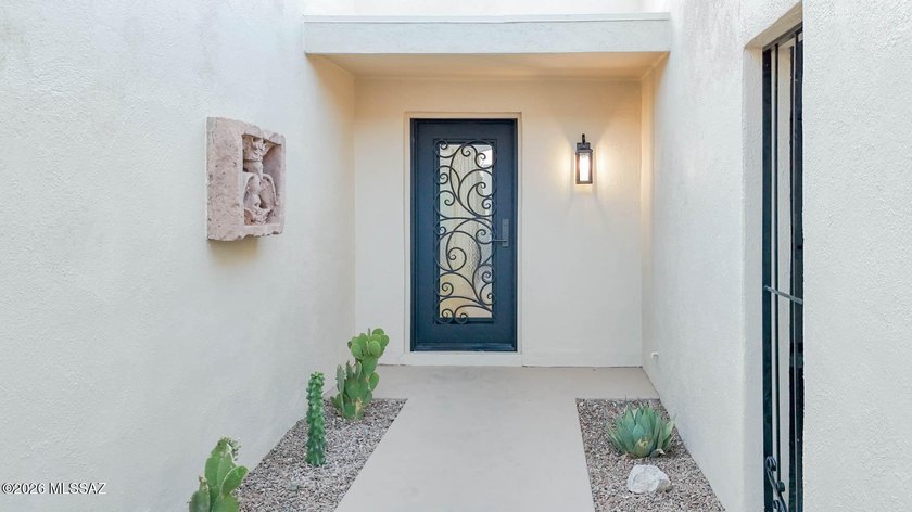 Experience golf course living at its finest in this beautifully - photo 3