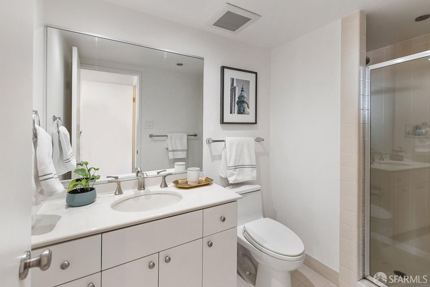 Seldom on the market. A 7th-floor two-bedroom, two-bath at 101 - photo 34