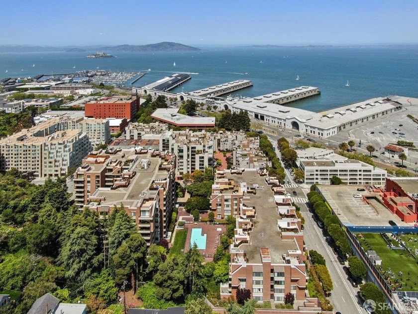 Seldom on the market. A 7th-floor two-bedroom, two-bath at 101 - photo 41