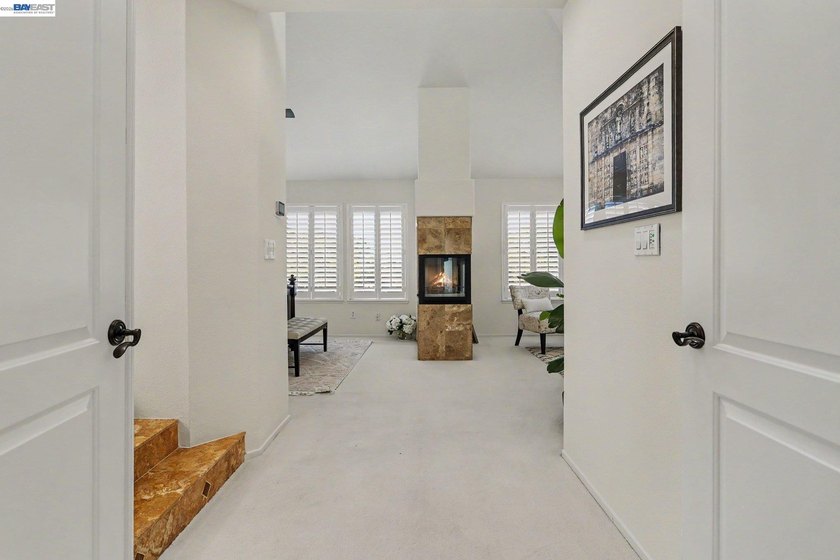 Gated community in prime location. EZ access to community - photo 17