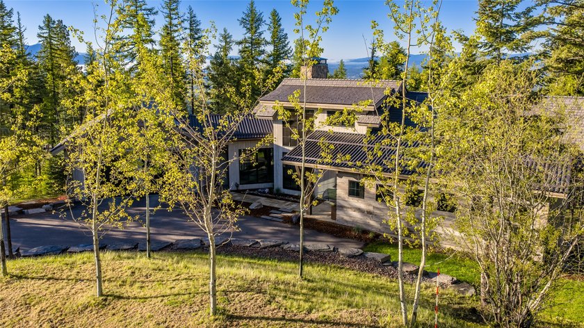 As seen in Forbes, 44 Elk Highlands is a exquisitely designed - photo 24