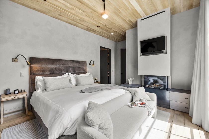 As seen in Forbes, 44 Elk Highlands is a exquisitely designed - photo 55