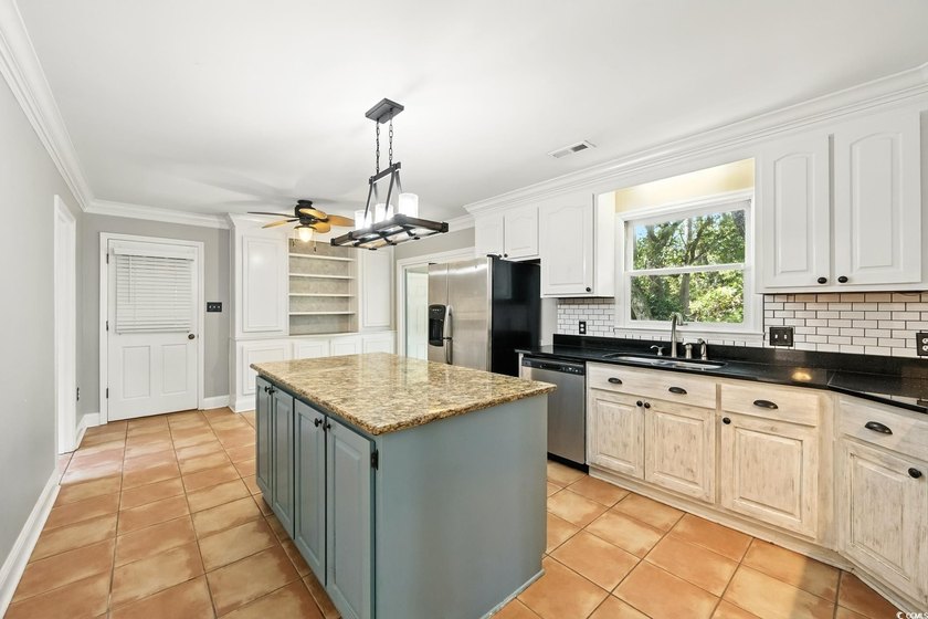 PRICE REDUCED !!! *Luxury Living on the Links* with an elegant - photo 14