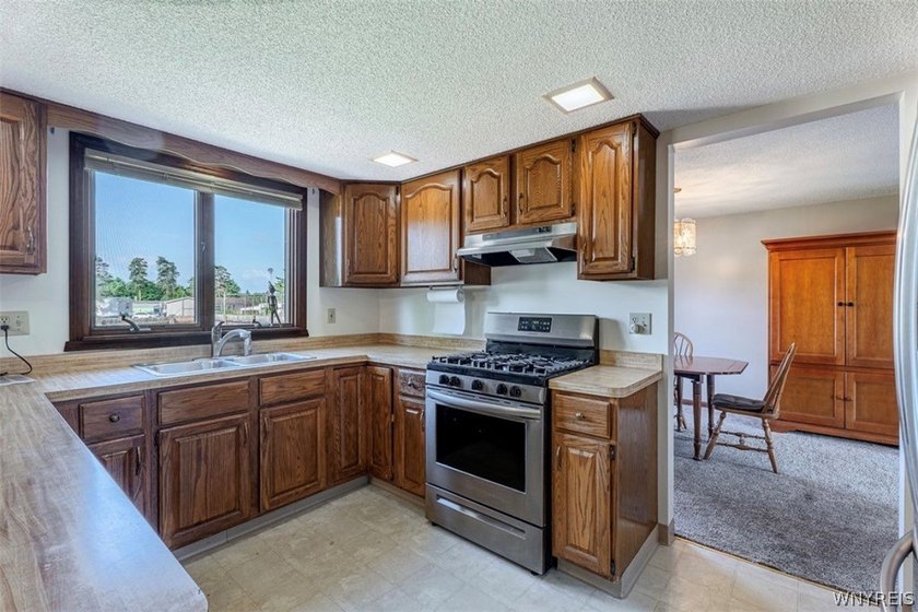 Location! Location! Location! Just minutes from the NEW Highmark - photo 16