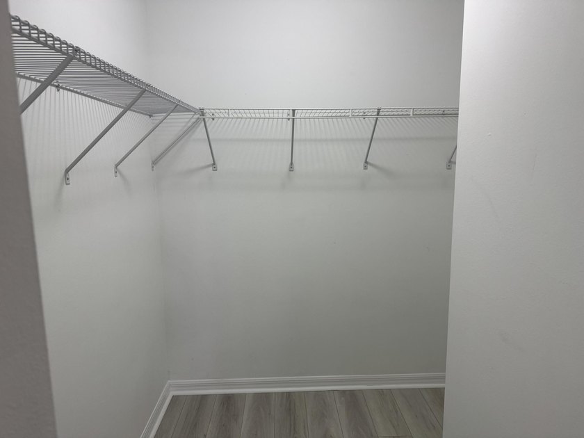 This is a perfect location for a commuter or a family that wants - photo 20