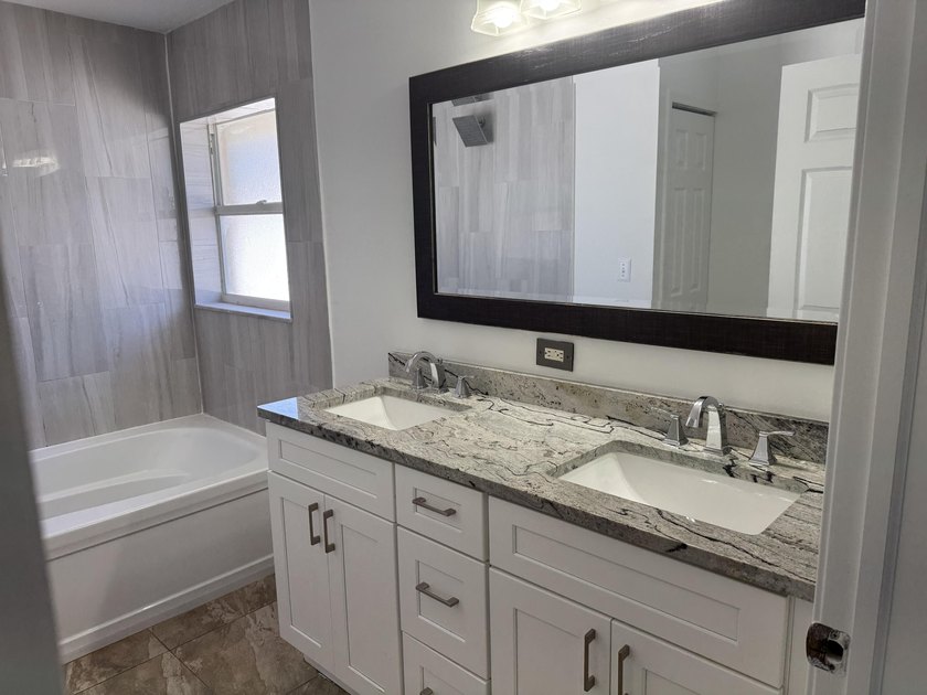 This is a perfect location for a commuter or a family that wants - photo 21
