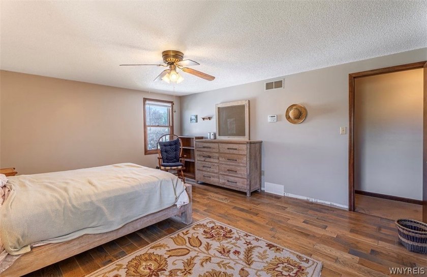 Location! Location! Location! Just minutes from the NEW Highmark - photo 26