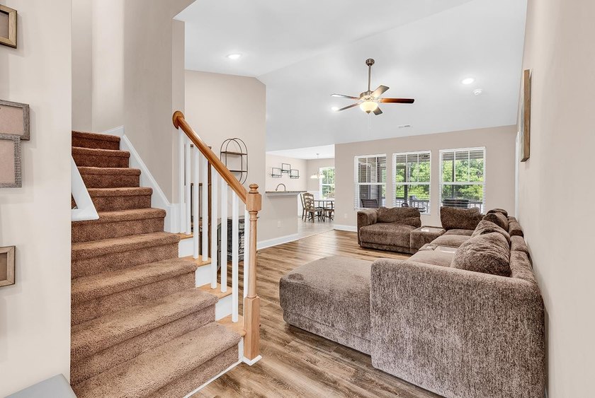 Come and see this beautiful home now available in Clear Pond! - photo 3