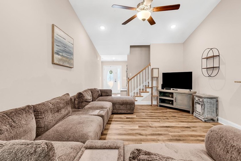 Come and see this beautiful home now available in Clear Pond! - photo 7