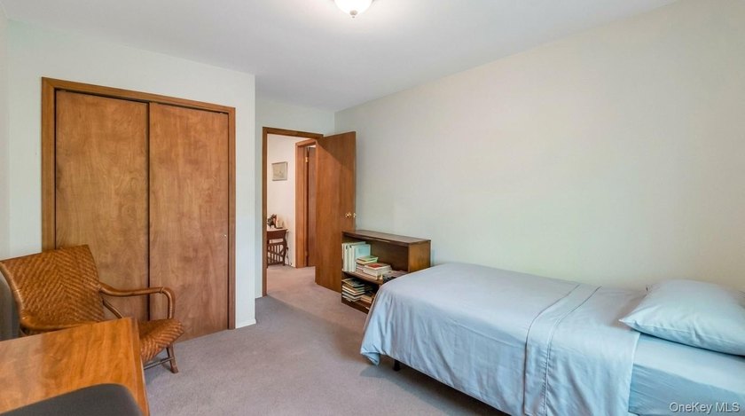 Rare and incredibly unique expanded oversized Colonial offering - photo 36