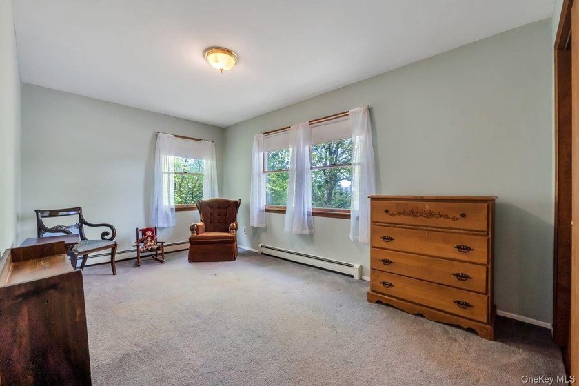 Rare and incredibly unique expanded oversized Colonial offering - photo 38