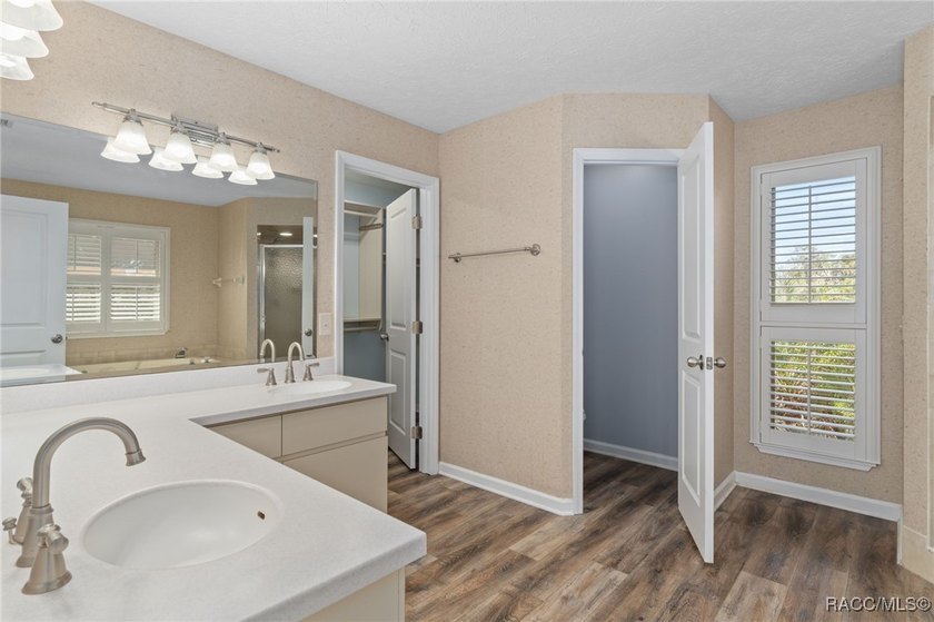 Tucked within the highly sought-after Riverhaven Village - photo 19