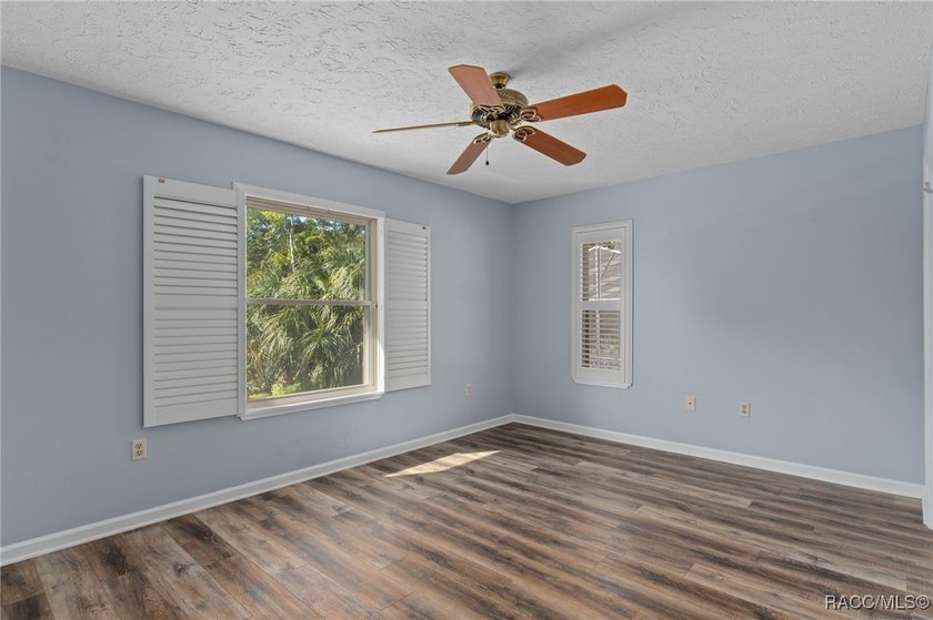Tucked within the highly sought-after Riverhaven Village - photo 23