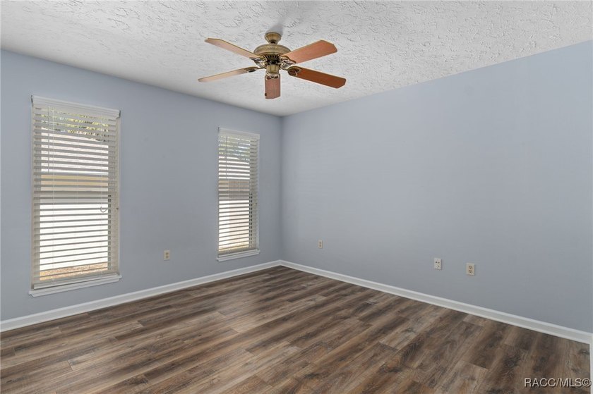 Tucked within the highly sought-after Riverhaven Village - photo 27