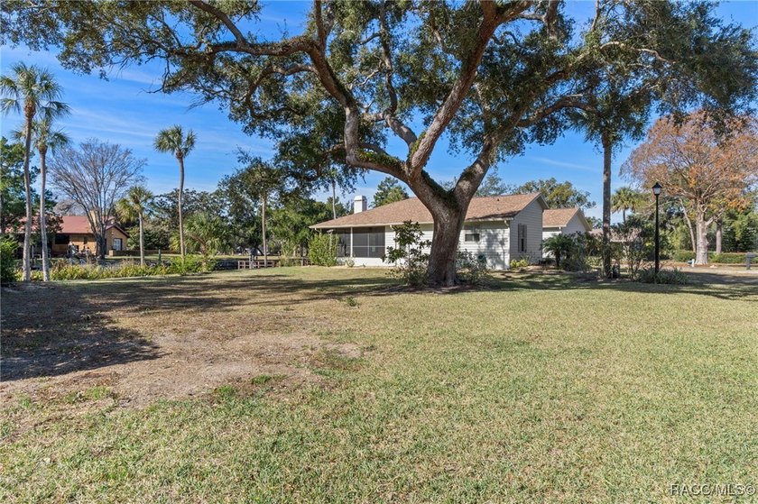 Tucked within the highly sought-after Riverhaven Village - photo 38