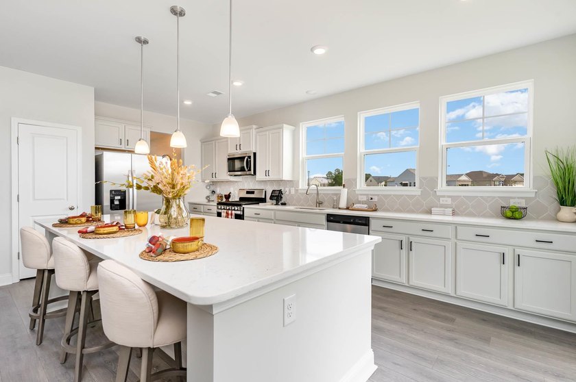 Enjoy Exclusive Homeowner Perks Right in your Backyard! All - photo 6