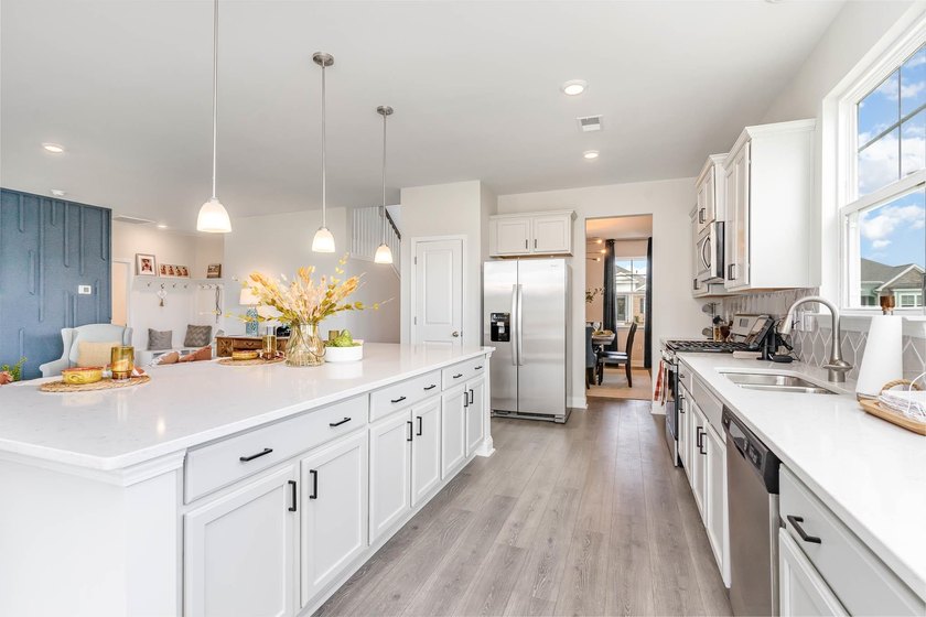 Enjoy Exclusive Homeowner Perks Right in your Backyard! All - photo 7