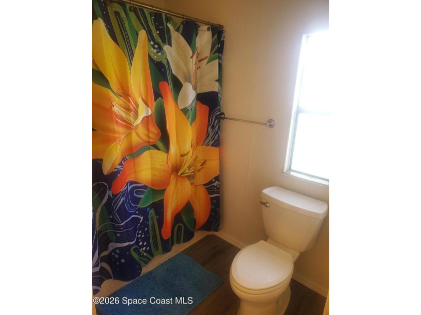 This 2-bedroom 2-bathroom home is a great opportunity for an - photo 19