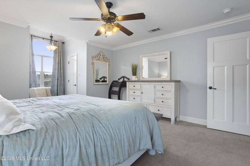 Welcome home to this beautifully appointed 4-bedroom, 3.5-bath - photo 25