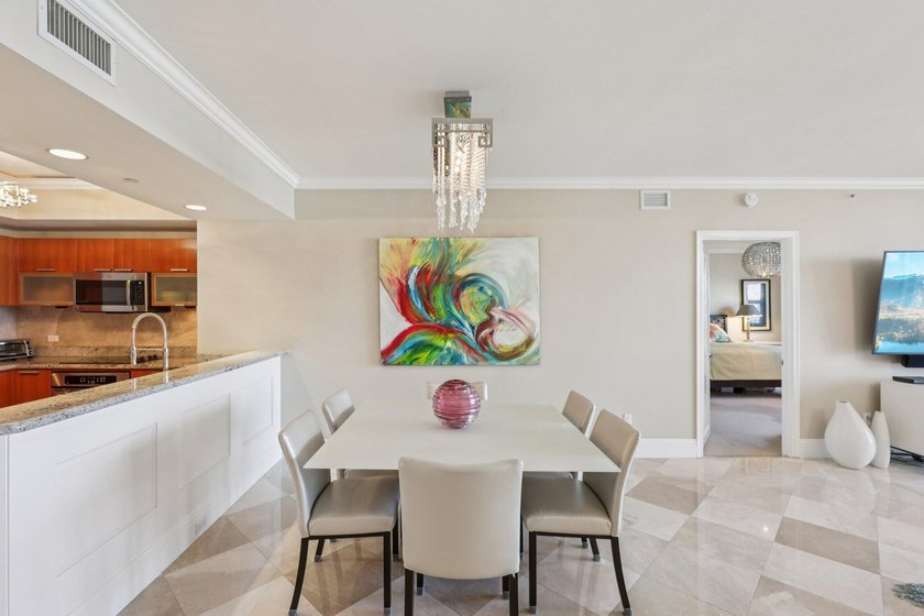 Desirable 14th-floor 3BR/3.5BA residence with expansive ocean - photo 13