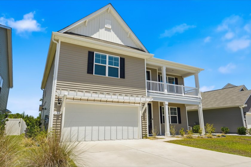 Built in 2023 and located in the popular community of The Parks - photo 2