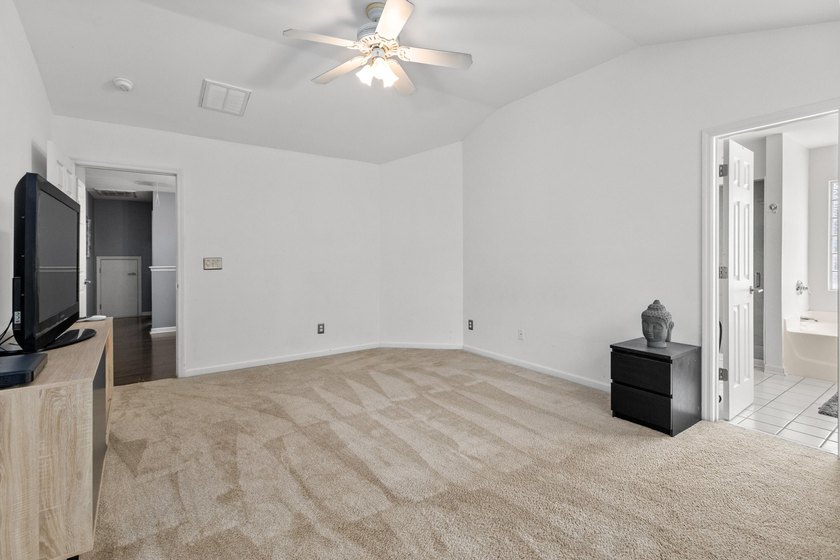 Step into refined living with this stunning 3-bedroom, 2.5-bath - photo 25