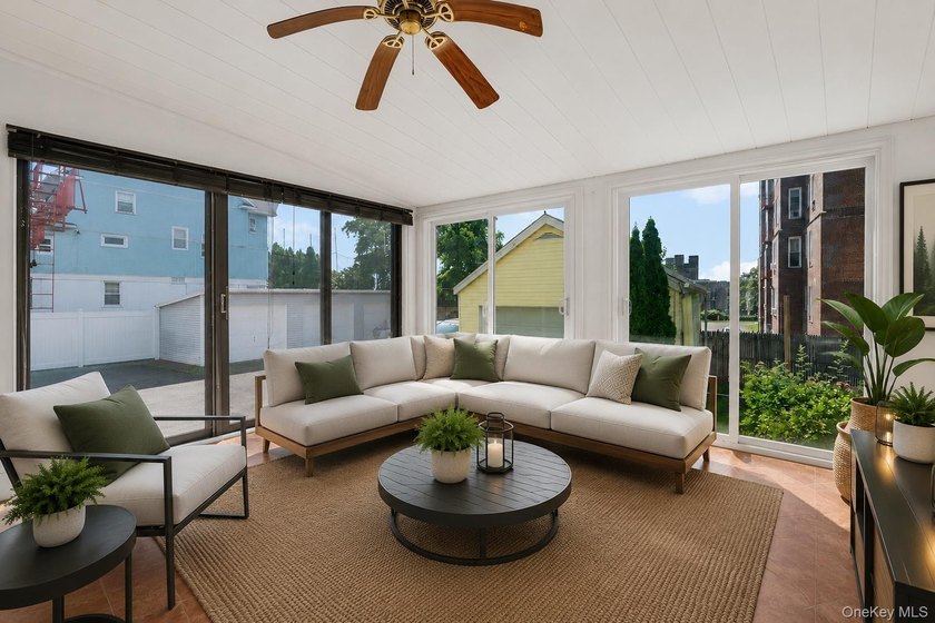 Welcome to this spacious single-family home in the heart of New - photo 35