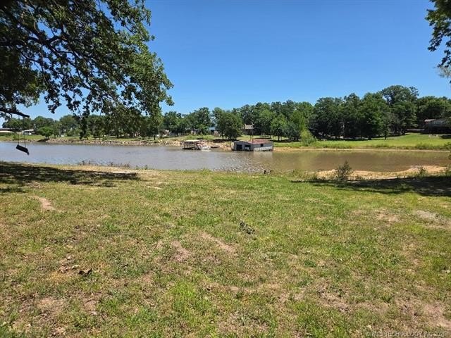 Waterfront lot with gentle slope to the water! Close to town and - photo 5