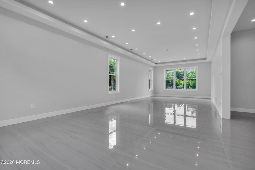 Welcome to The Baron Model. A luxurious home to be built in the - photo 10