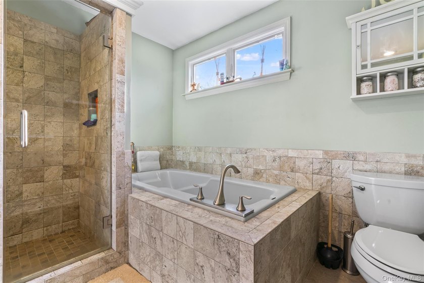 Welcome to this beautifully updated expanded ranch in the heart - photo 27