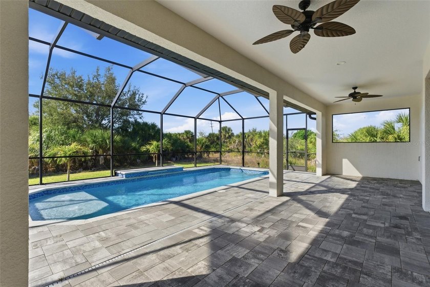 BEAUTIFUL 3 Bedroom, 2 Bathroom, 3 Car Garage, Pool home - photo 31