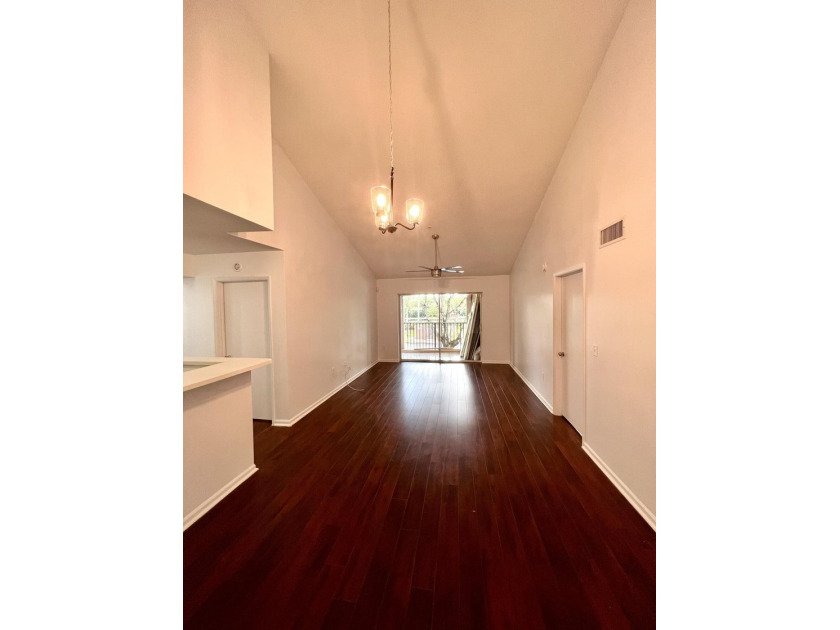 Recently remodeled 3-bedroom, 2-bath home in a prime location - photo 5