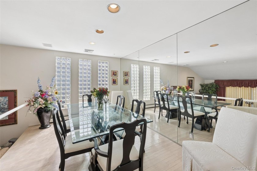 Merrick Extended Avalon Split, Features 4 Bedrooms, 3 Full Baths - photo 6