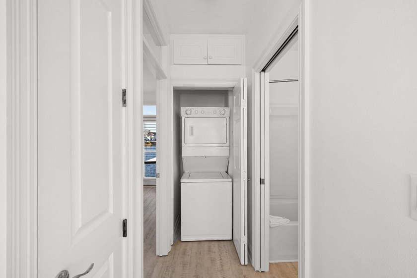 Sale includes TWO 1 BR 2 BA units priced at $500,000 each. Must - photo 16
