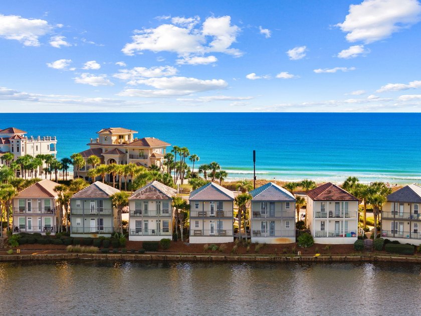 Sale includes TWO 1 BR 2 BA units priced at $500,000 each. Must - photo 33
