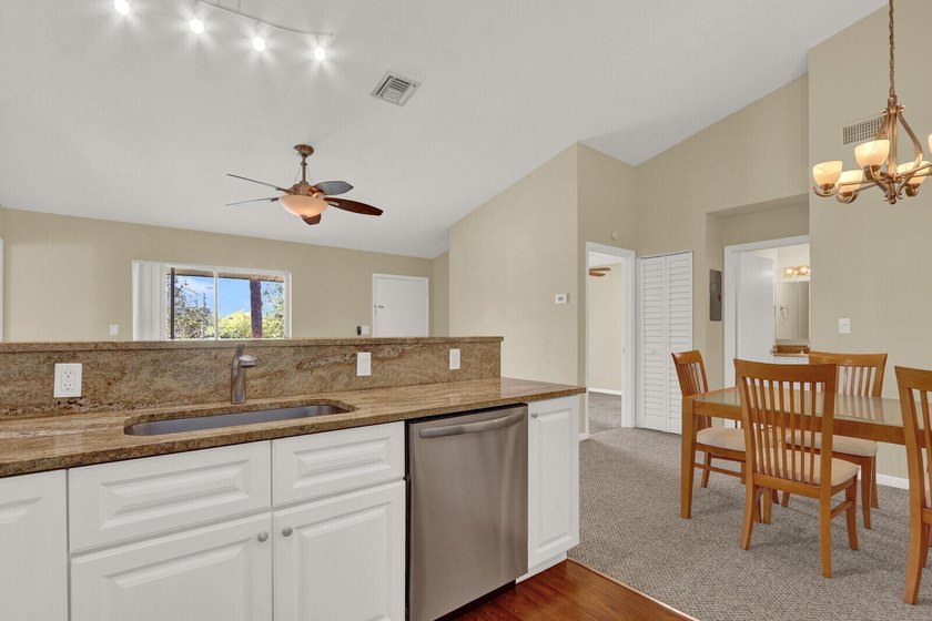 Beautifully updated 2-bedroom, 2-bathroom second-floor condo - photo 13