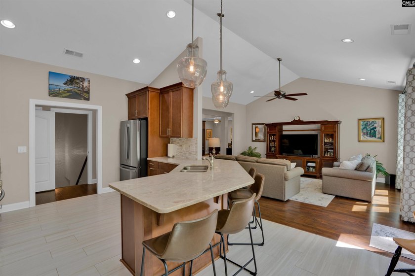 NEW PRICE! This custom built/2017 5 Bedroom home offers SO - photo 22