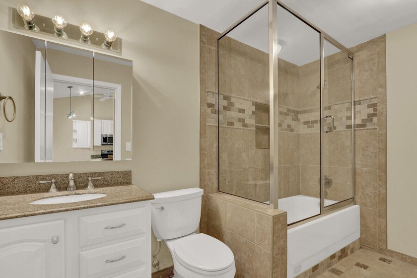 Beautifully updated 2-bedroom, 2-bathroom second-floor condo - photo 22