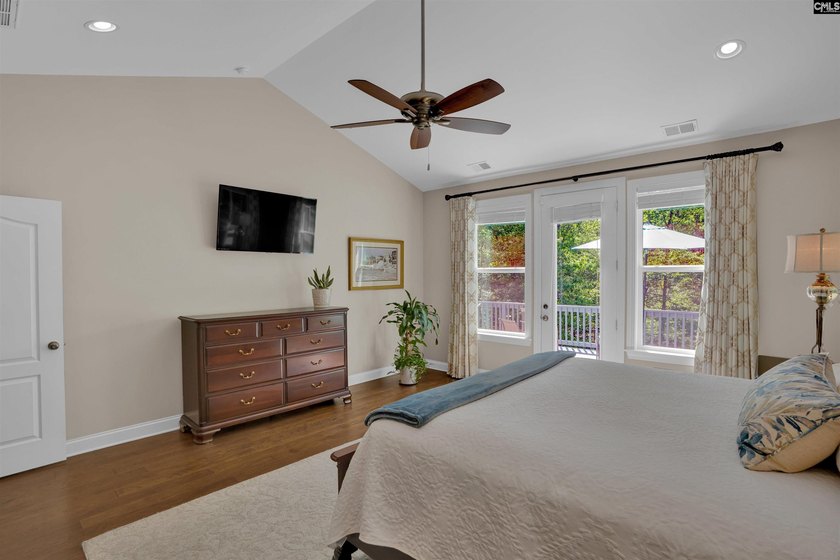 NEW PRICE! This custom built/2017 5 Bedroom home offers SO - photo 30