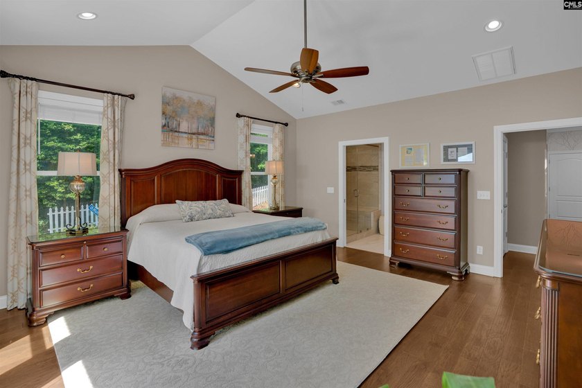 NEW PRICE! This custom built/2017 5 Bedroom home offers SO - photo 31