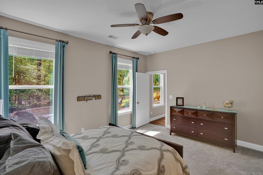 NEW PRICE! This custom built/2017 5 Bedroom home offers SO - photo 48