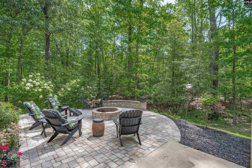 NEW PRICE! This custom built/2017 5 Bedroom home offers SO - photo 50