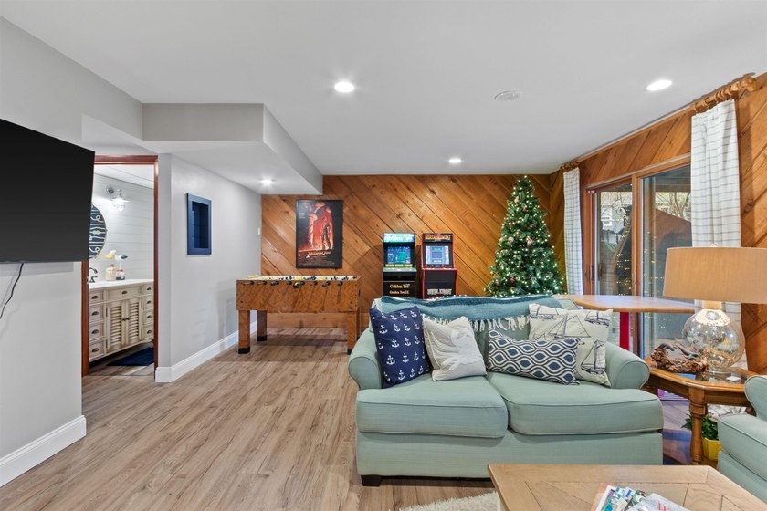 Seize The Opportunity! MOVE IN &amp; ENJOY! LARGE 4-BDRM 3-BATH - photo 3