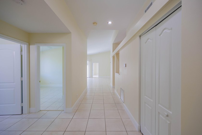 A truly hidden gem in west Boca Raton, beautiful community with - photo 13