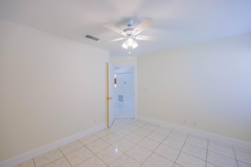 A truly hidden gem in west Boca Raton, beautiful community with - photo 16
