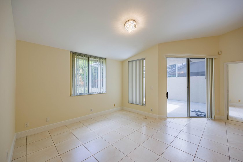 A truly hidden gem in west Boca Raton, beautiful community with - photo 30