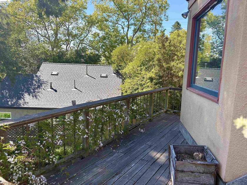 The Ultimate Luxury Canvas: Panoramic Bay Views &amp; Timeless - photo 33