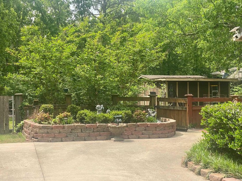 NEW ROOF AS OF FEB 17, 2025!!!!This beautiful Lakeview home is - photo 10